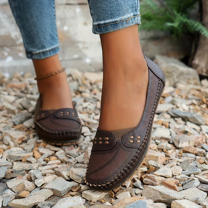 Women Flat Shoes | Comfortable Everyday Slip-Ons-Women Shoes-Homefinn