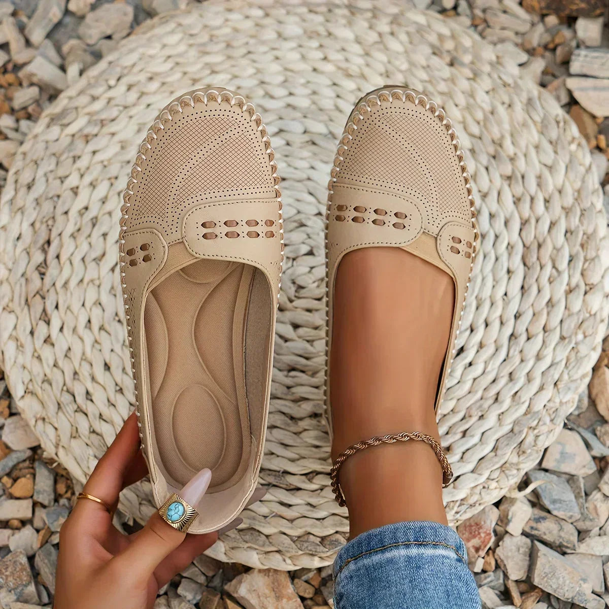 Women Flat Shoes | Comfortable Everyday Slip-Ons-Women Shoes-Homefinn