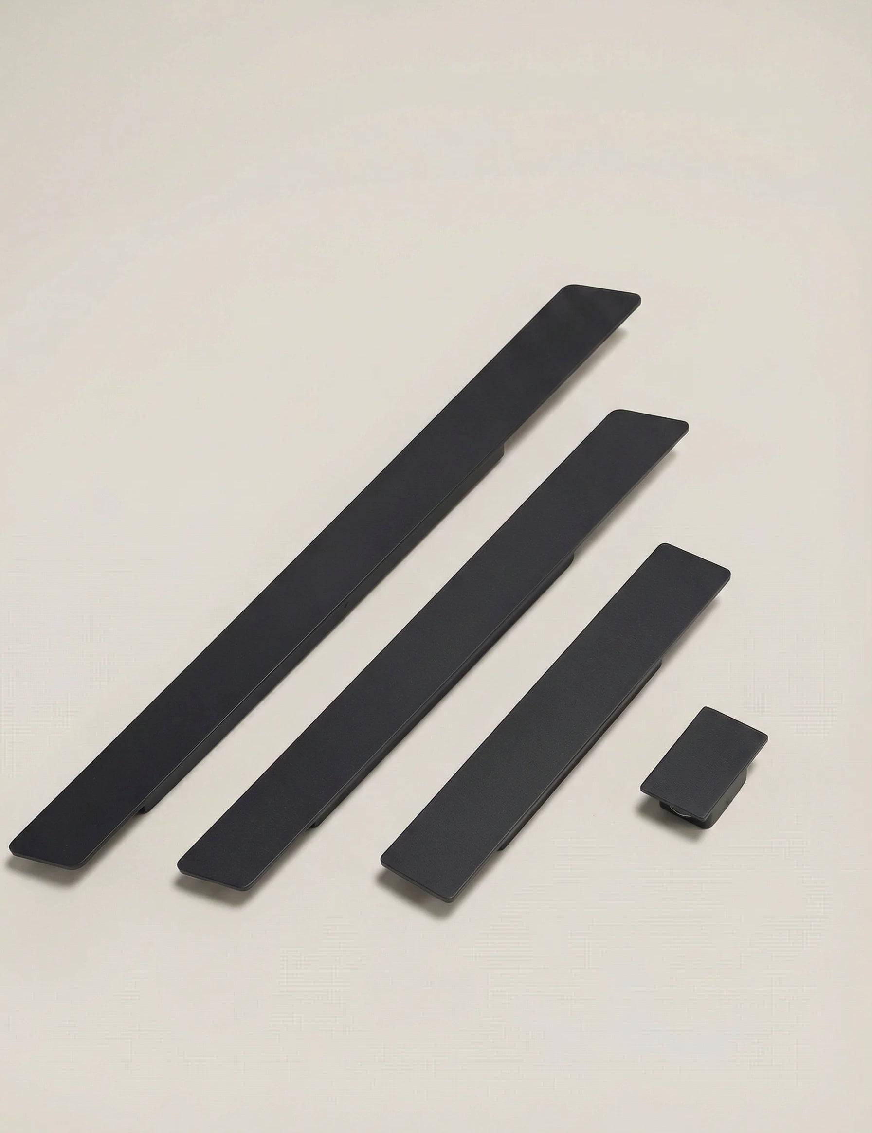 Outdoor Wall Light | Vertical Linear Design-Homefinn