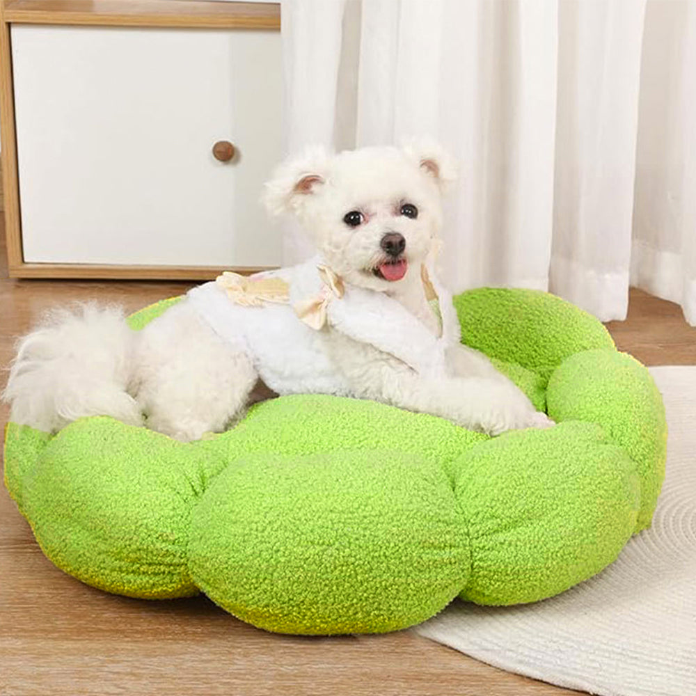 Fluffy Pet Bed | Flower Shaped · Homefinn
