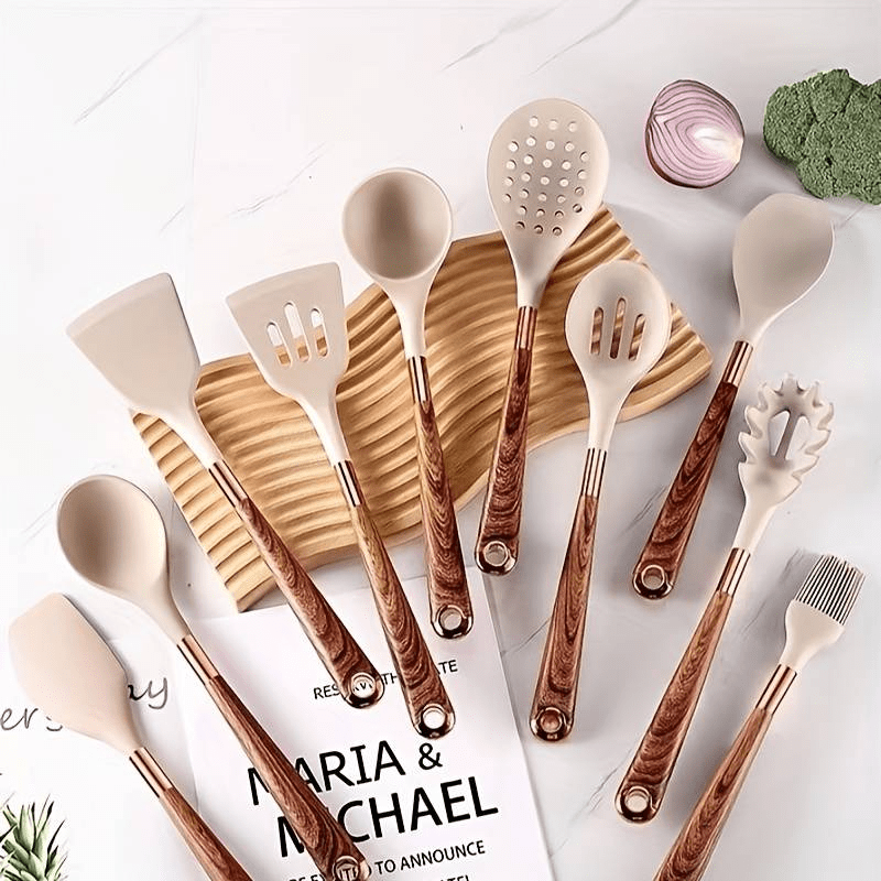 Kitchen Utensil Set | With Holder · Homefinn