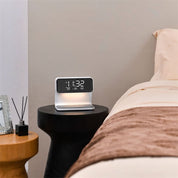 Modern Bedside Lamp | Wireless Charging · Homefinn