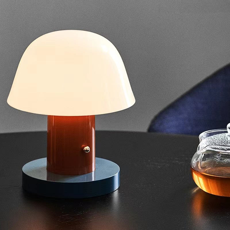Modern Mushroom Table Lamp | LED Light · Homefinn