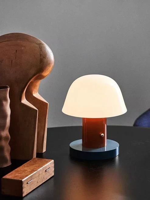 Modern Mushroom Table Lamp | LED Light · Homefinn