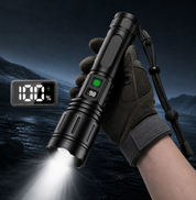 Rechargeable LED Flashlight | Battery Display · Homefinn