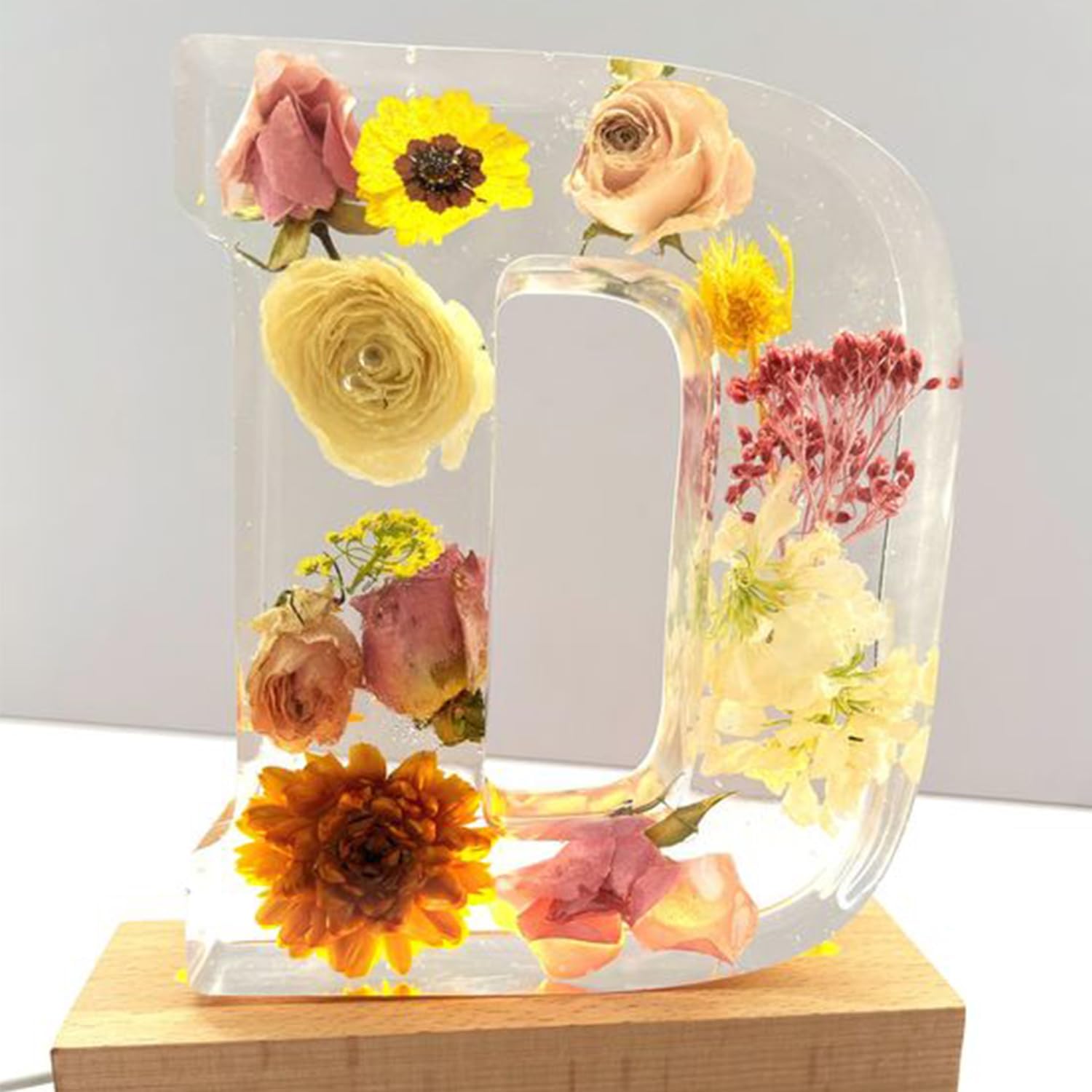 Resin Letter Night Light | LED Pressed Flowers · Homefinn