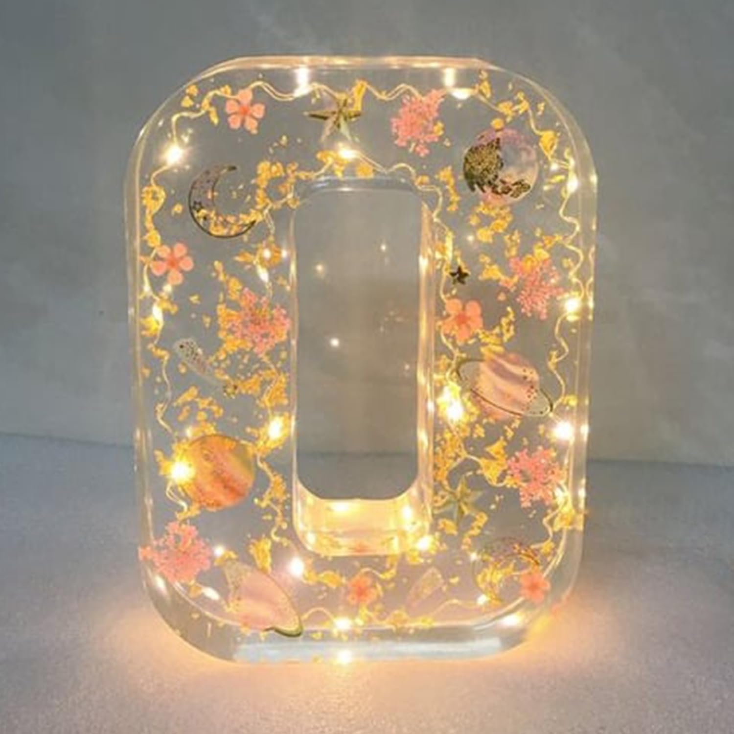 Resin Letter Night Light | LED Pressed Flowers · Homefinn