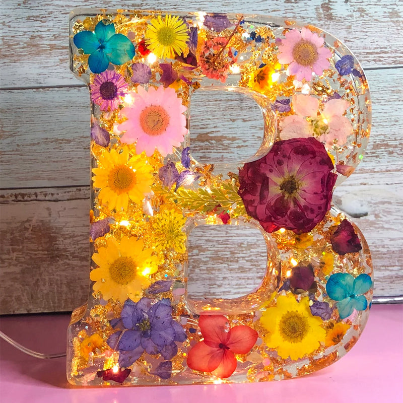 Resin Letter Night Light | LED Pressed Flowers · Homefinn