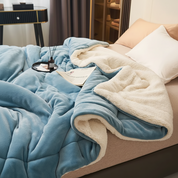 Reversible Throw Blanket | Sherpa Lined · Homefinn