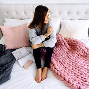 Chunky Knitting Yarn | Giant Arm Knitting Blanket-Knitting-Homefinn