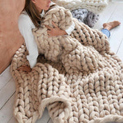 Chunky Knitting Yarn | Giant Arm Knitting Blanket-Knitting-Homefinn